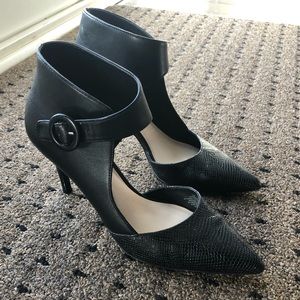 Nine West RomCom Pump